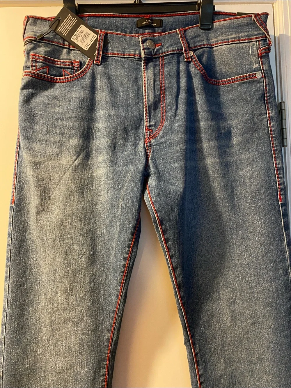 True Religion Relaxed Straight Cotton Stretch Red Stitching Jeans NWT